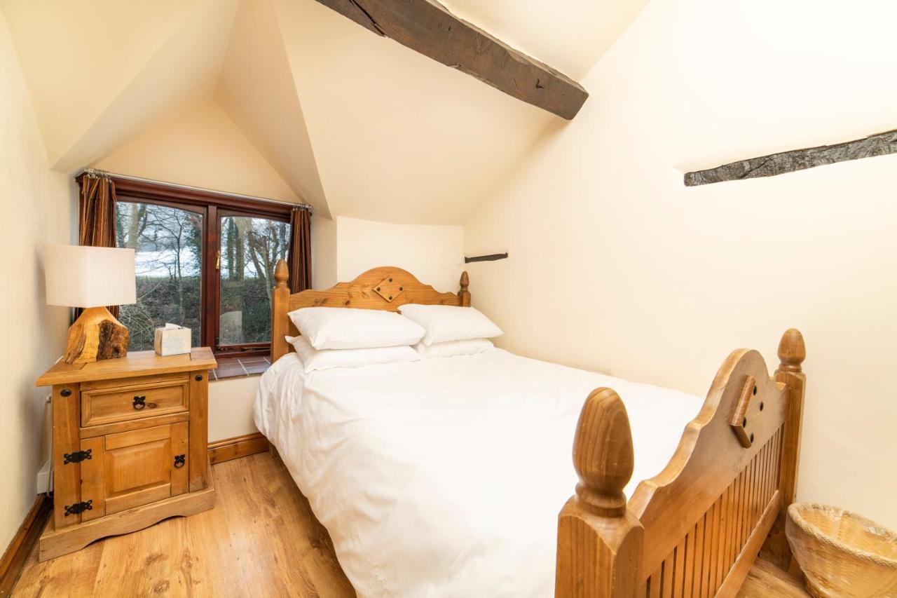 Villa Nant Ucha Farm Acrefair Esterno foto