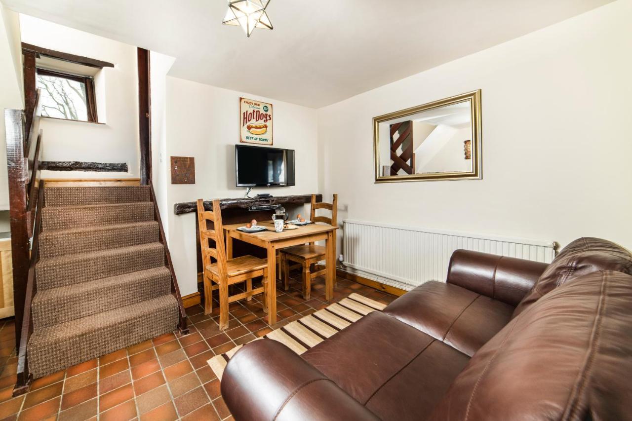 Villa Nant Ucha Farm Acrefair Esterno foto