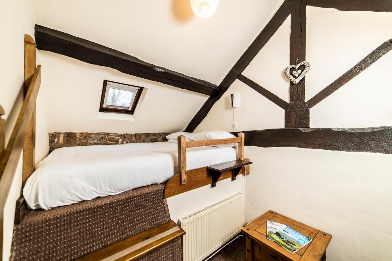 Villa Nant Ucha Farm Acrefair Esterno foto