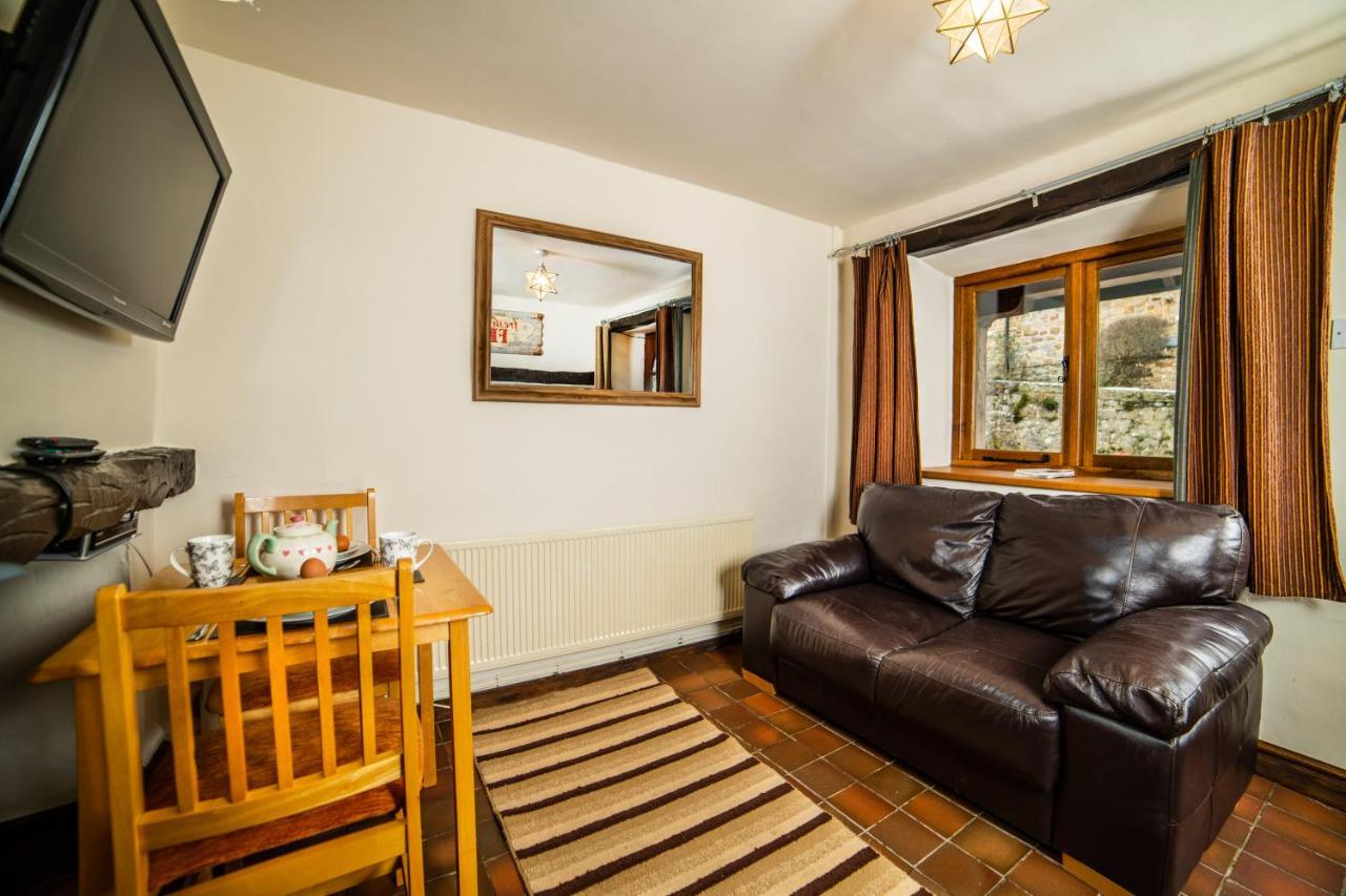 Villa Nant Ucha Farm Acrefair Esterno foto